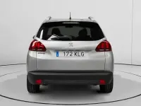 Usado Peugeot 2008 Style 82 CV (60 kW) 2018 Gris SUV