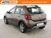 Usado Dacia Sandero Comfort 90 CV (66 kW) 2020 Gris Utilitario