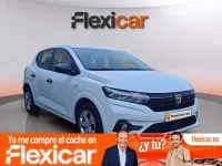 Usado Dacia Sandero Comfort 67 CV (49 kW) 2021 Blanco Utilitario