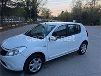 Usado Dacia Sandero Ambiance 75 CV (55 kW) 2011 Blanco Berlina