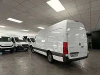 Usado Mercedes Sprinter 150 CV (110 kW) 2022 Blanco Van