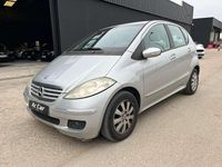 Usado Mercedes A160 Elegance 82 CV (60 kW) 2007 Gris Monovolumen