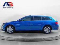 Usado Skoda Superb Style 217 HP (159 kW) 2020 Azul Carrinha