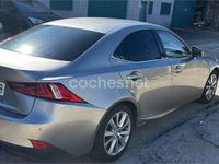 Usado Lexus IS300h Executive Line 223 CV (164 kW) 2016 Gris / plata Berlina