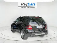 Usado Mercedes ML320 224 CV (164 kW) 2006 Negro SUV
