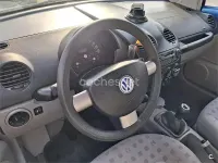 Usado VW New Beetle 115 CV (84 kW) 1999 Azul Utilitario