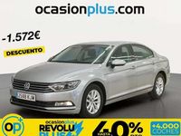 Usado VW Passat Edition 120 CV (88 kW) 2018 Plateado Berlina