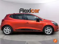 Begagnad Renault Clio IV LIMITED 90 HK (66 kW) 2019 Vit Sedan
