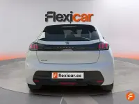 Usado Peugeot 208 Allure 100 CV (73 kW) 2023 Blanco Utilitario