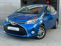 Usado Toyota Yaris Advance 99 CV (72 kW) 2015 Azul Utilitario