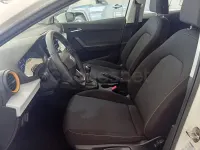 Usado Seat Ibiza Style Plus 110 CV (80 kW) 2022 Blanco Utilitario