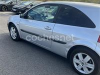 Usado Renault Mégane II Dynamique 115 CV (84 kW) 2005 Gris / plata Berlina