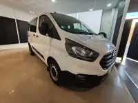 Usado Ford Tourneo Trend 105 CV (77 kW) 2021 Blanco Monovolumen