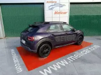 Usado Citroën C4 Cactus Shine 100 CV (73 kW) 2015 Violeta / lila Utilitario
