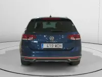 Usado VW Passat Alltrack 200 CV (147 kW) 2023 Azul Familiar