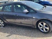 Usado Opel Astra Sportive 110 CV (80 kW) 2011 Gris / plata Familiar