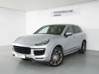 Usado Porsche Cayenne Turbo 519 CV (381 kW) 2015 Plateado SUV