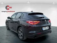 Usado Alfa Romeo Stelvio Sprint 160 CV (117 kW) 2022 Negro SUV