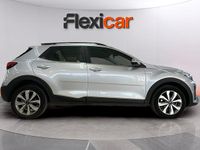 Usado Kia Stonic 84 CV (61 kW) 2024 Gris SUV