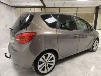 Usado Opel Meriva Selective 120 CV (88 kW) 2011 Marrón Monovolumen