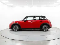 Usado Mini Cooper Essential 114 kW (156 CV) 2025 Rojo Utilitario