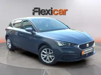 Usado Seat Leon Style 116 CV (85 kW) 2024 Gris Berlina