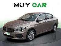 Begagnad Fiat Tipo Easy 95 HK (69 kW) 2017 Gul Sedan