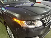 Usado Land Rover Range Rover Sport SE 240 CV (176 kW) 2017 Gris / plata SUV