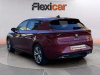 Usado Seat Leon FR 150 CV (110 kW) 2022 Rojo Familiar