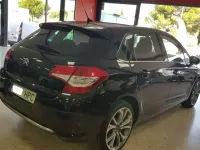 Usado Citroën C4 Exclusive 114 CV (83 kW) 2013 Negro Utilitario