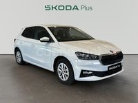 Usado Skoda Fabia Selection 95 CV (69 kW) 2024 Blanco Berlina