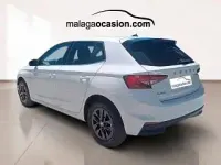 Usado Skoda Fabia Selection 95 CV (69 kW) 2025 Blanco Utilitario