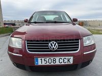 Usado VW Passat Highline 150 CV (110 kW) 2002 Granate Berlina