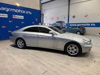 Usado Mercedes CLS320 224 CV (164 kW) 2007 Gris / plata Berlina
