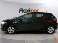 Usado Dacia Sandero Comfort 91 HP (66 kW) 2022 Preto