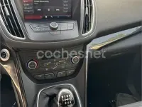 Usado Ford C-MAX Titanium 120 CV (88 kW) 2015 Rojo Monovolumen