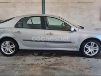 Usado Renault Laguna II Privilege 150 CV (110 kW) 2004 Gris / plata Berlina