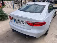 Usado Jaguar XF R-Sport 300 CV (220 kW) 2016 Blanco Berlina
