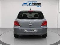 Usado Peugeot 307 110 CV (80 kW) 2006 Azul Berlina