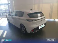 Usado Peugeot 308 Allure 131 CV (96 kW) 2024 Blanco Utilitario
