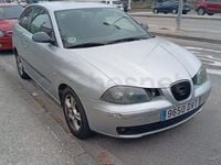 Usado Seat Ibiza Reference 101 CV (74 kW) 2006 Gris / plata Utilitario