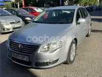 Usado VW Passat Highline 140 CV (102 kW) 2006 Gris / plata Berlina
