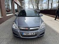 Usado Opel Astra Energy 116 CV (85 kW) 2008 Plateado Berlina