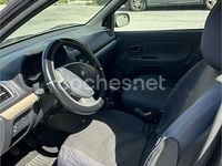 Usado Renault Clio II Dynamique 85 CV (62 kW) 2005 Negro Berlina