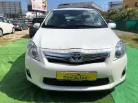 Usado Toyota Auris Hybrid Active 135 CV (99 kW) 2011 Blanco Berlina