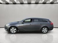 Usado Opel Insignia Excellence 160 CV (117 kW) 2012 Gris Familiar