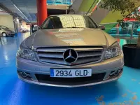 Usado Mercedes C180 Classic 156 CV (114 kW) 2009 Gris Berlina