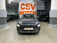 Usado Hyundai Bayon 84 CV (61 kW) 2023 Gris / plata SUV
