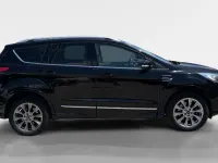 Usado Ford Kuga Vignale 163 CV (119 kW) 2019 Gris / plata SUV