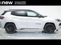 Usado Jeep Compass 240 CV (176 kW) 2022 Gris glacier techo SUV